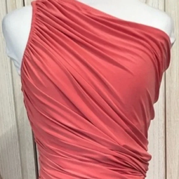 NORMA KAMALI DIANA RUCHED ONE-SHOULDER DRESS    NWOT - Picture 9 of 14